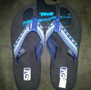 Tava Flip Flops Sz 5 NWT